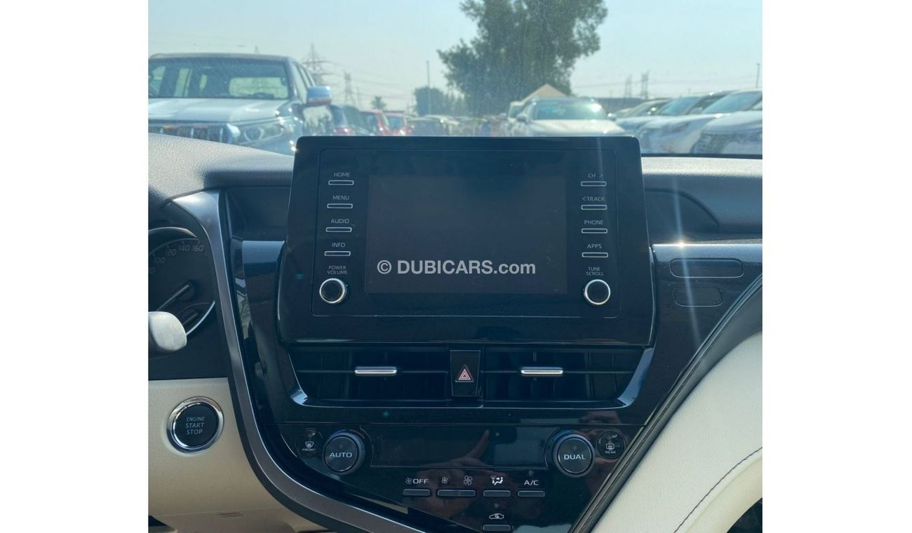 Toyota Camry TOYOTA CAMRY 2.5L PETROL SEDAN FWD MODEL 2021 WHITE COLOR