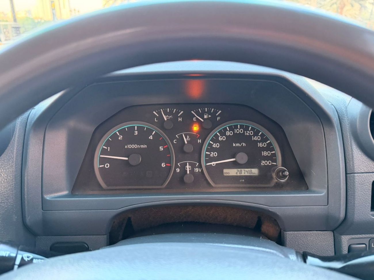 تويوتا لاند كروزر بيك آب diesel 4.5 liter ,right hand drive ,2024 shape ,year model 2017 ,only for export available