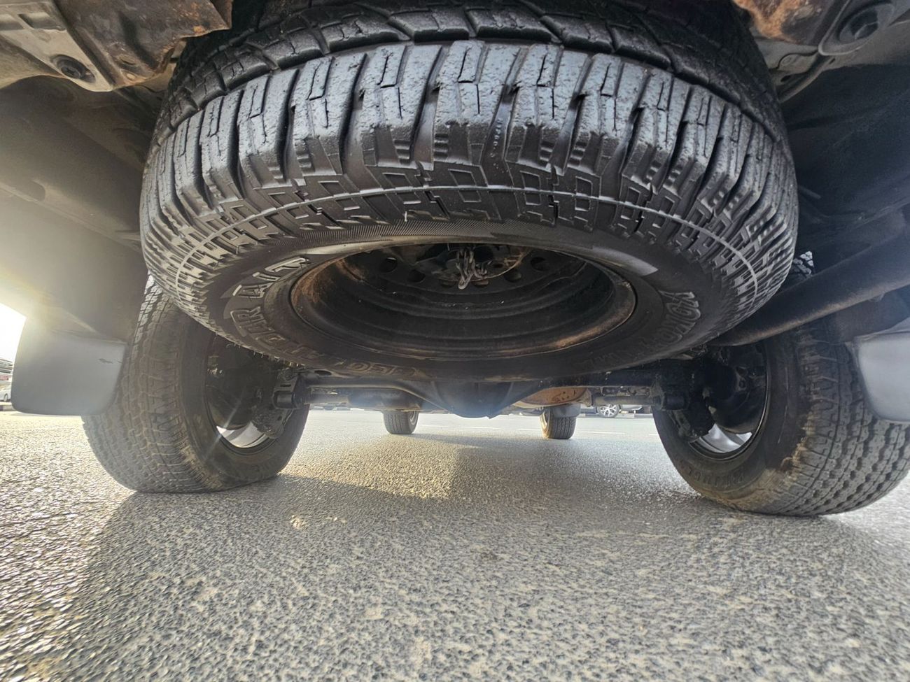 Toyota Prado TX-L Top 2.7L LHD-4WD-Automatic-Petrol-GCC specs-6 Cylinders-7Seats-5 Doors