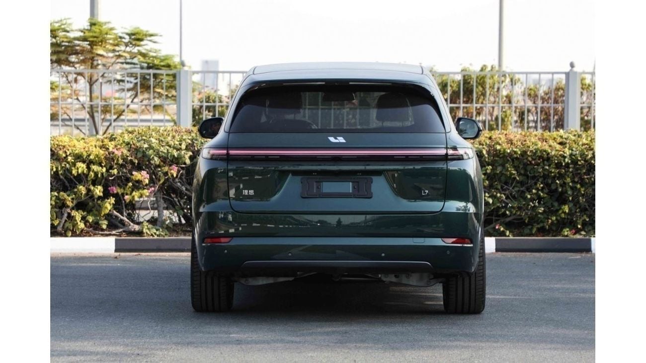 لي اوتو L7 2024 Li Auto L7 ULTRA - أخضر من الداخل أسود وبرتقالي | Export Only