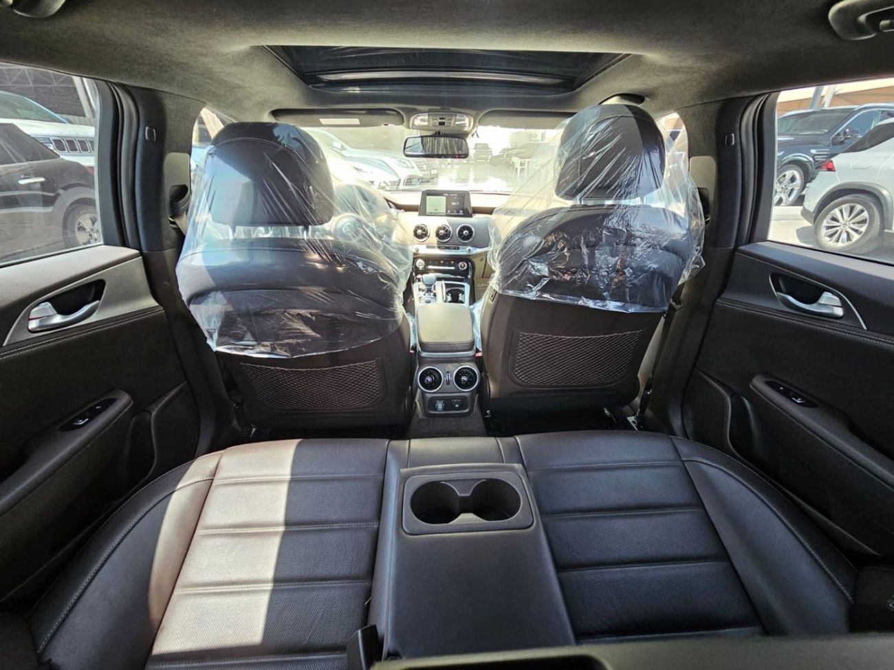 كيا ستينجر 2.0T 2.0L