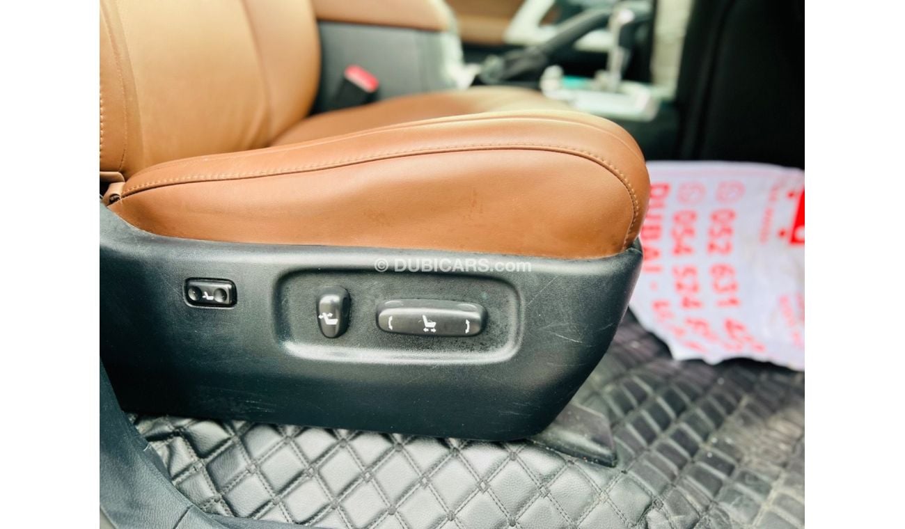 Toyota Land Cruiser VXR