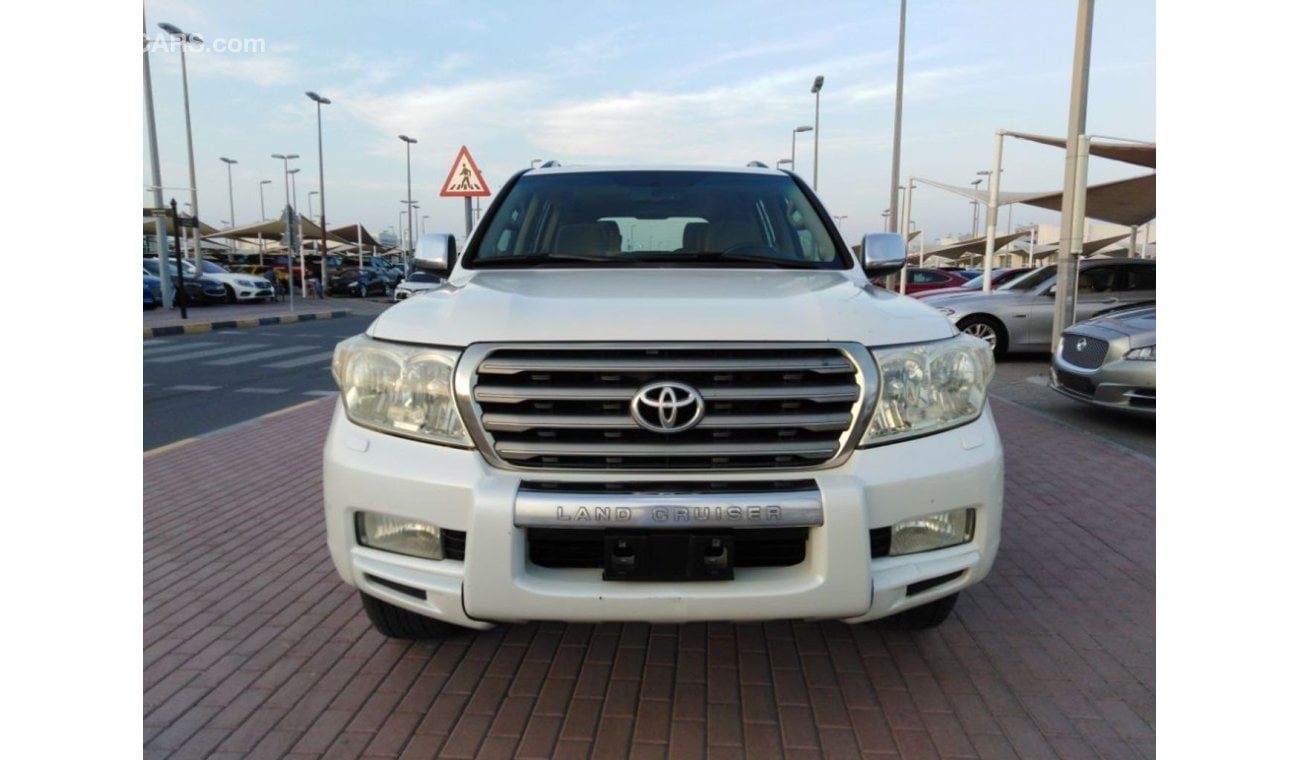 Toyota Land Cruiser Toyota landcruser 2009 gcc V8 full option for sale