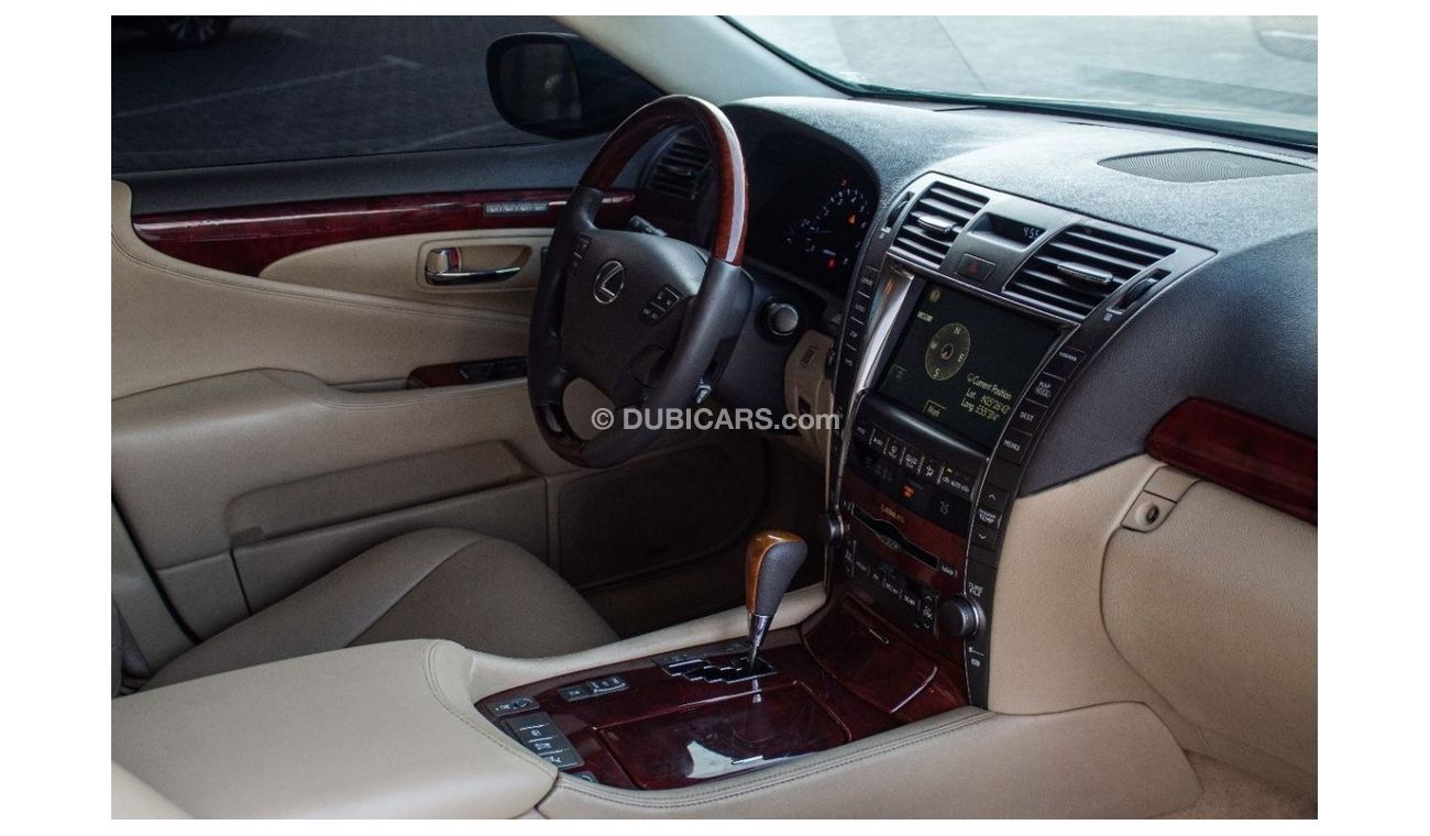 Lexus LS460