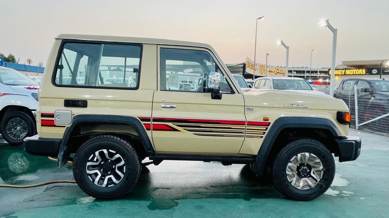 تويوتا لاند كروزر 70 LC 78 HARDTOP 2.8L AT