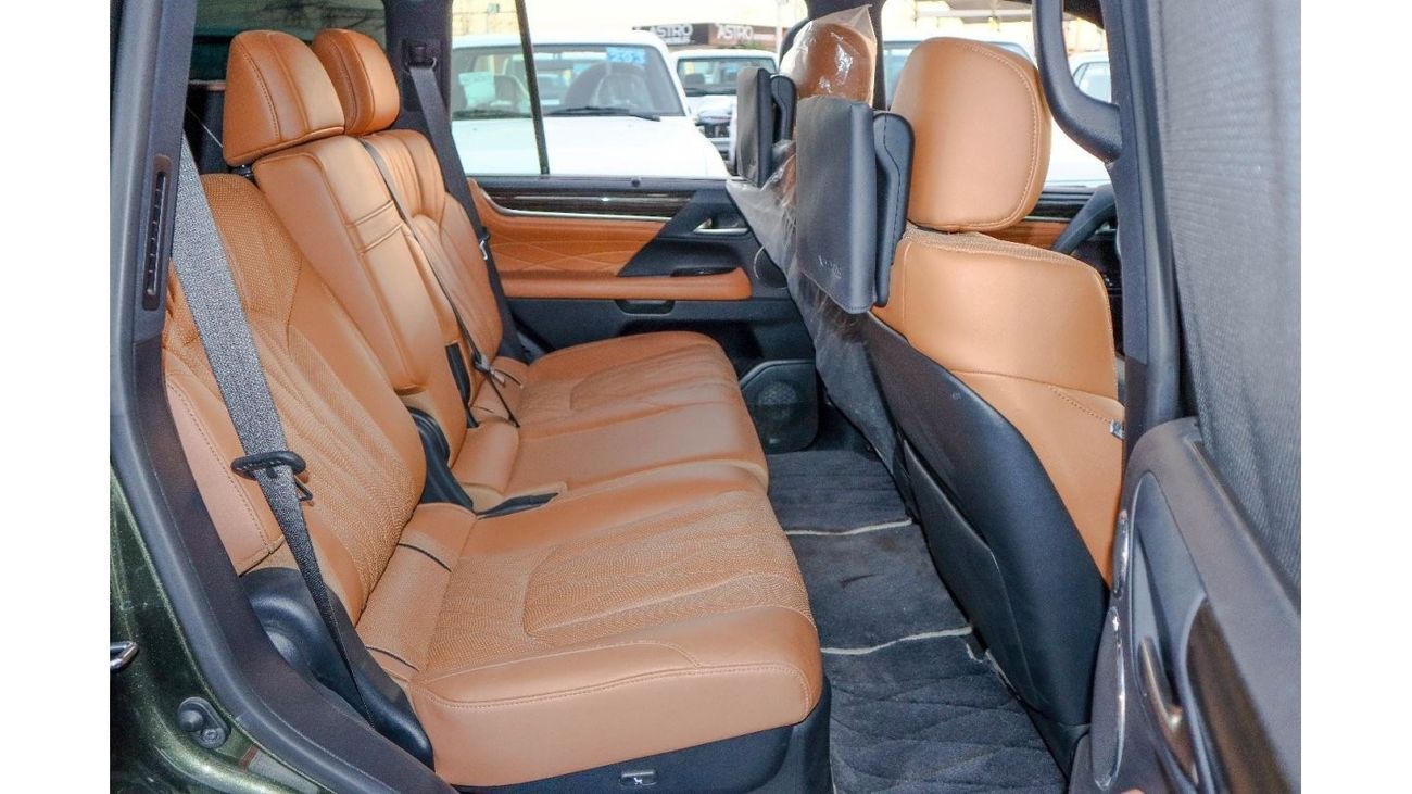 لكزس LX 570 سيجناتشر