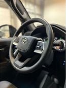Toyota Land Cruiser Black Edition VX with 22 Inch Forged Wheels Starlight