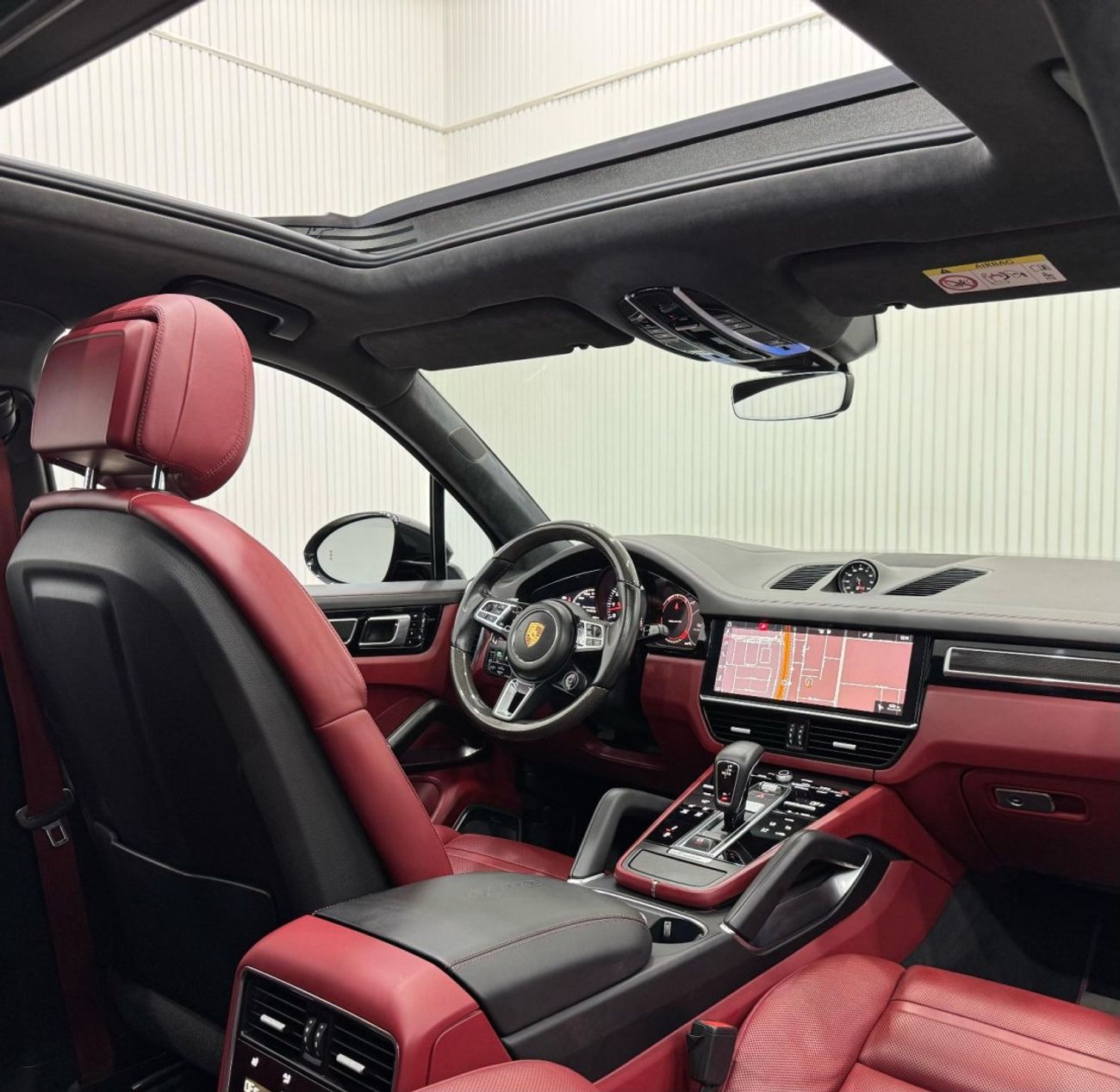 بورش كايان Turbo 4.0L (550 HP) 2019 Porsche Cayenne Turbo, Warranty, Full Porsche Service History, Carbon Fiber