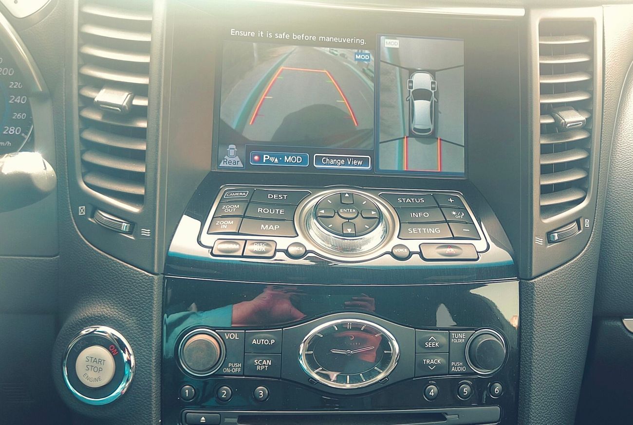 Infiniti QX70 Elite Sport