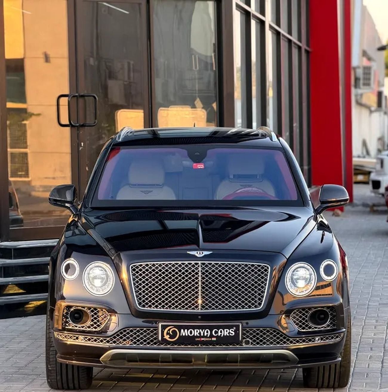 بنتلي بينتايجا W12 AWD | GCC Specs | Low Mileage