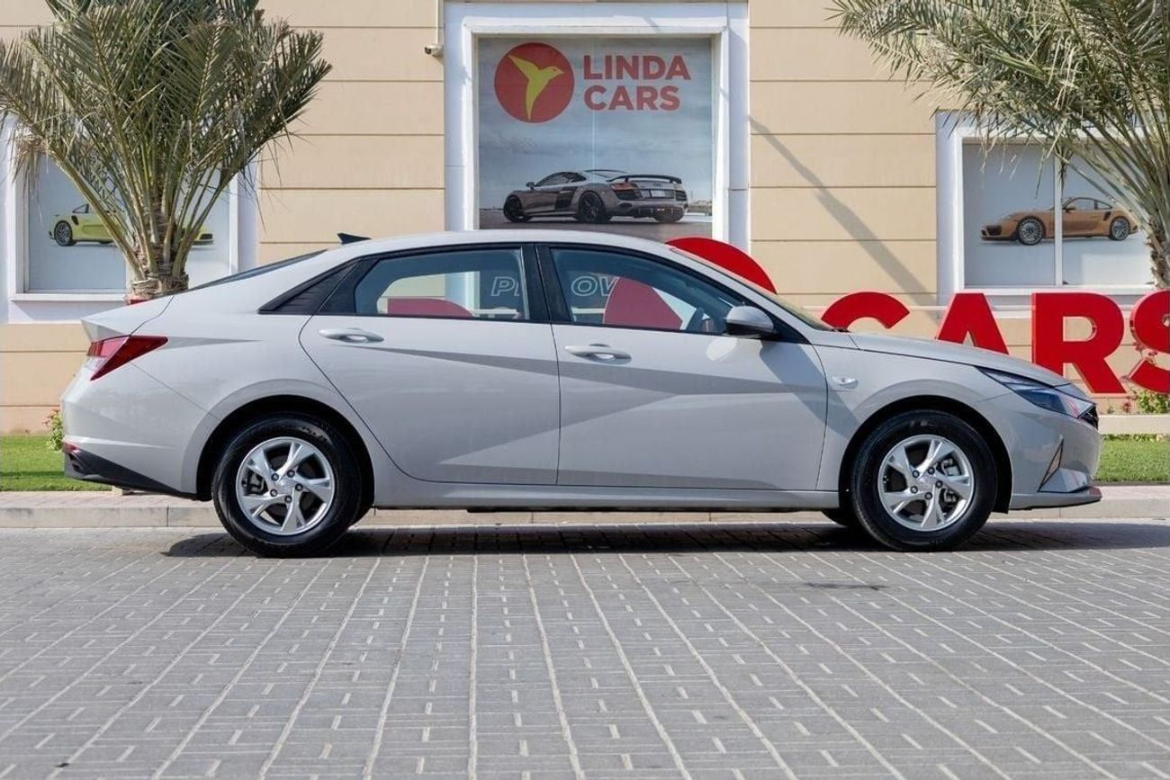 Hyundai Elantra Smart 1.6L Hyundai Elantra 2023 GCC under Agency Warranty with Flexible Down-Payment.