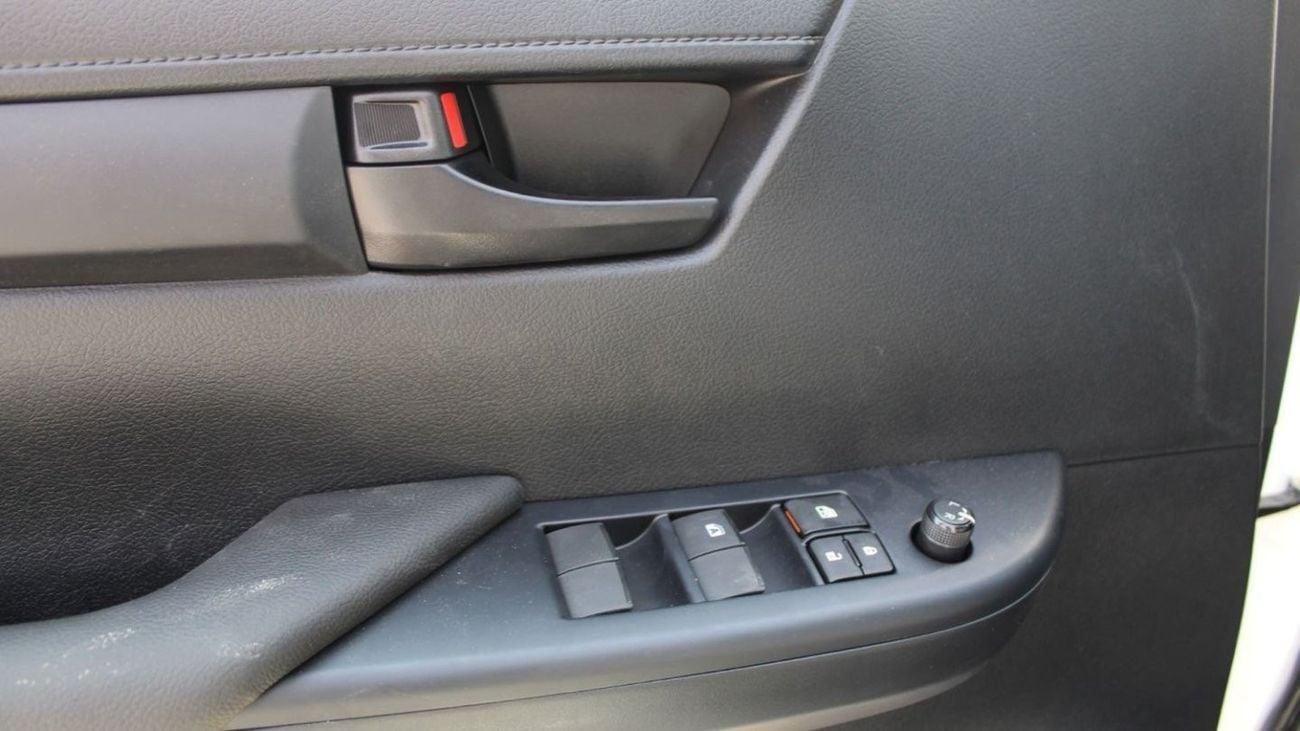 Toyota Hilux GLX HILUX 2.7L AT PETROL 2024