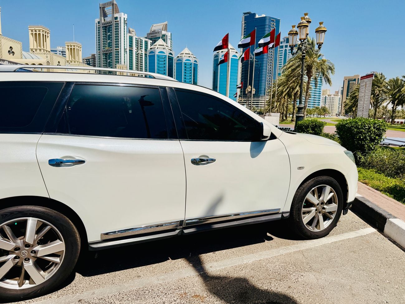 Nissan Pathfinder SV
