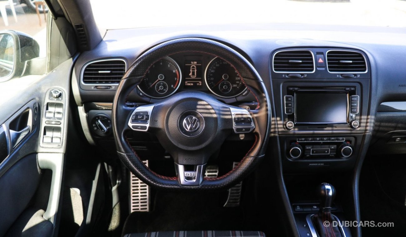 Volkswagen Golf GTI