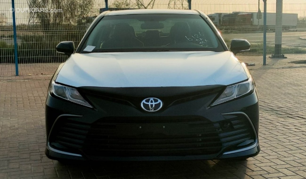 Toyota Camry 2.5L AT 2023 LE A C