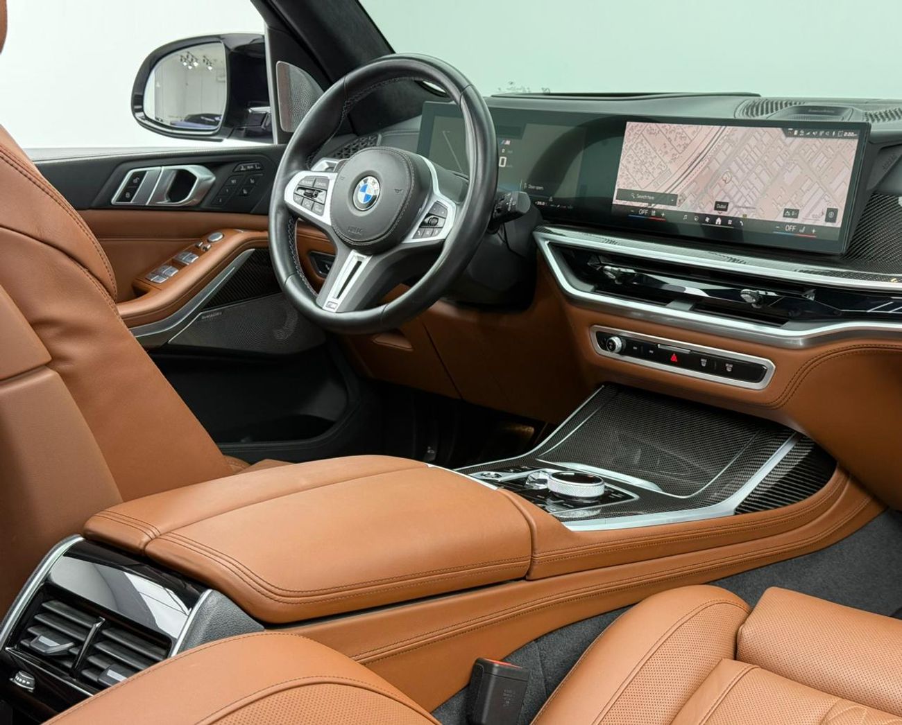 BMW X7 M60i, 4.4 Automatic. 7seats . All Wheel Drive.5doors