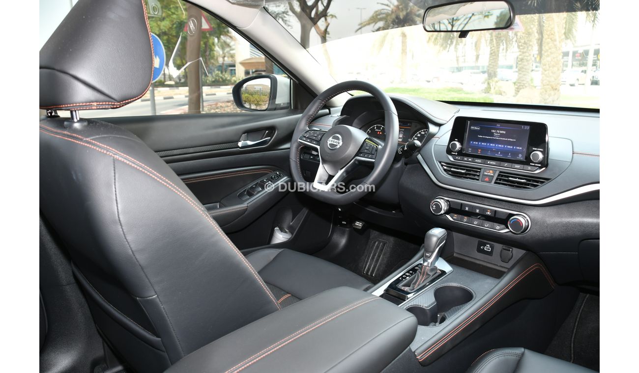 Nissan Altima 2.5L SR SPORT - 2019 - GCC SPECS - 5 YEARS WARRANTY - BANK LOAN 0 DOWNPAYMENT -