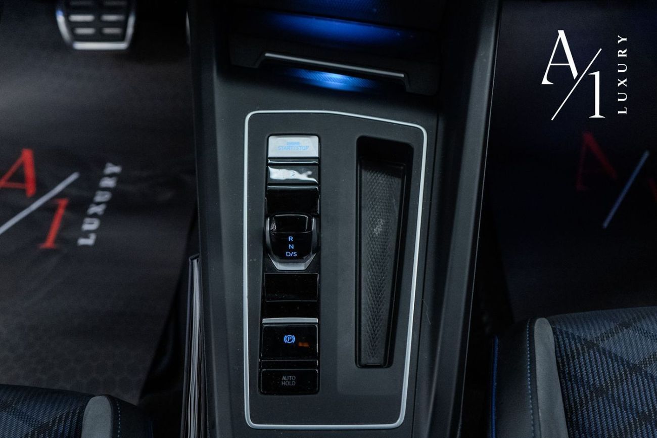 فولكس واجن جولف ار Base 2.0T 2022 Volkswagen Golf R, 2025 VW Warranty, 2029 VW Service Pack, Low Kms, GCC