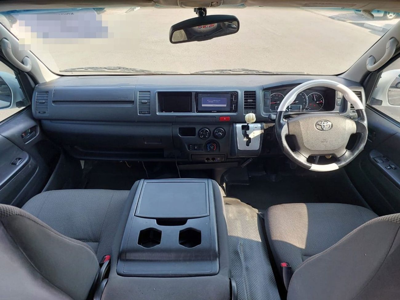 Toyota Hiace TOYOTA HIACE VAN RHD 2014 MODEL 3.0 L DIESEL AUTOMATIC(PM13716)