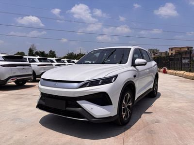 بي واي دي سونغ برو كومفورت DM-i Intelligent Driving Edition 115KM Excellent Type 2025 0KM | For Export