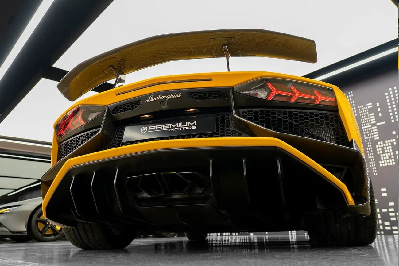 لامبورغيني أفينتادور رودستر LAMBORGHINI | AVENTADOR SV ROADSTER LP750_4 | GCC SPECS