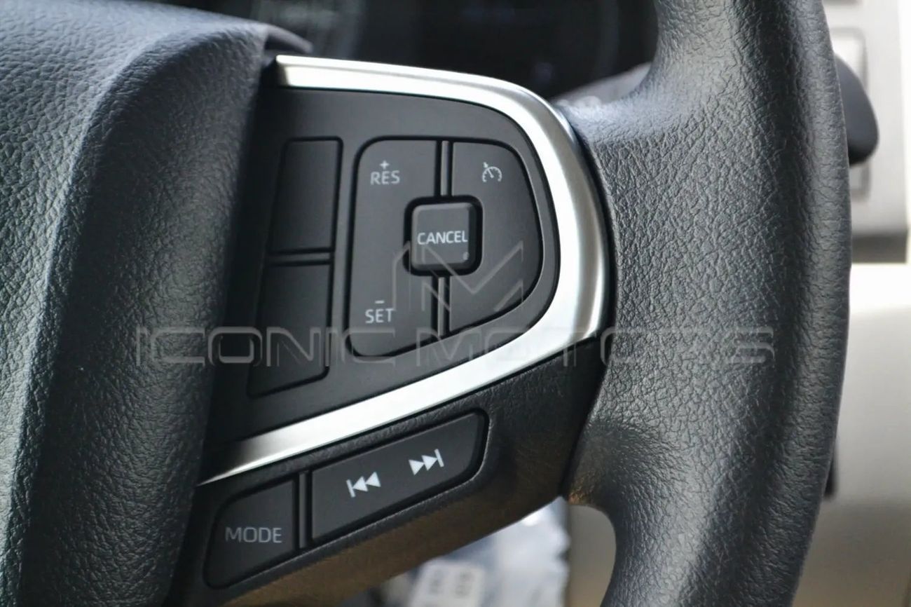 تويوتا هاياس 3.5L PETROL MANUAL HIGH ROOF 13- SEATER PASSENGER