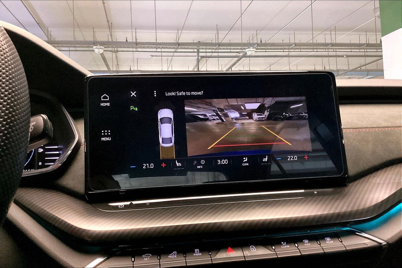 سكودا أوكتافيا vRS | National Day Celebration | شامل الضمان | 0 ﺪﻔﻋﺓ ﺃﻮﻟﻯ