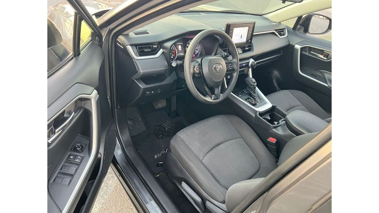 تويوتا راف ٤ 2019 Toyota Rav4 XLE // SUNROOF // 2.5L V4 / UAE PASS