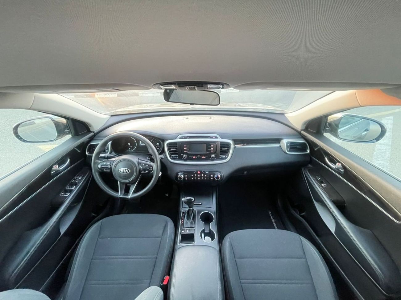 Kia Sorento 2017 Kia Sorento LXS 2.4L V4 GDi - AWD 4x4 - MidOption+ Rear CAM - 73,300 Mileage