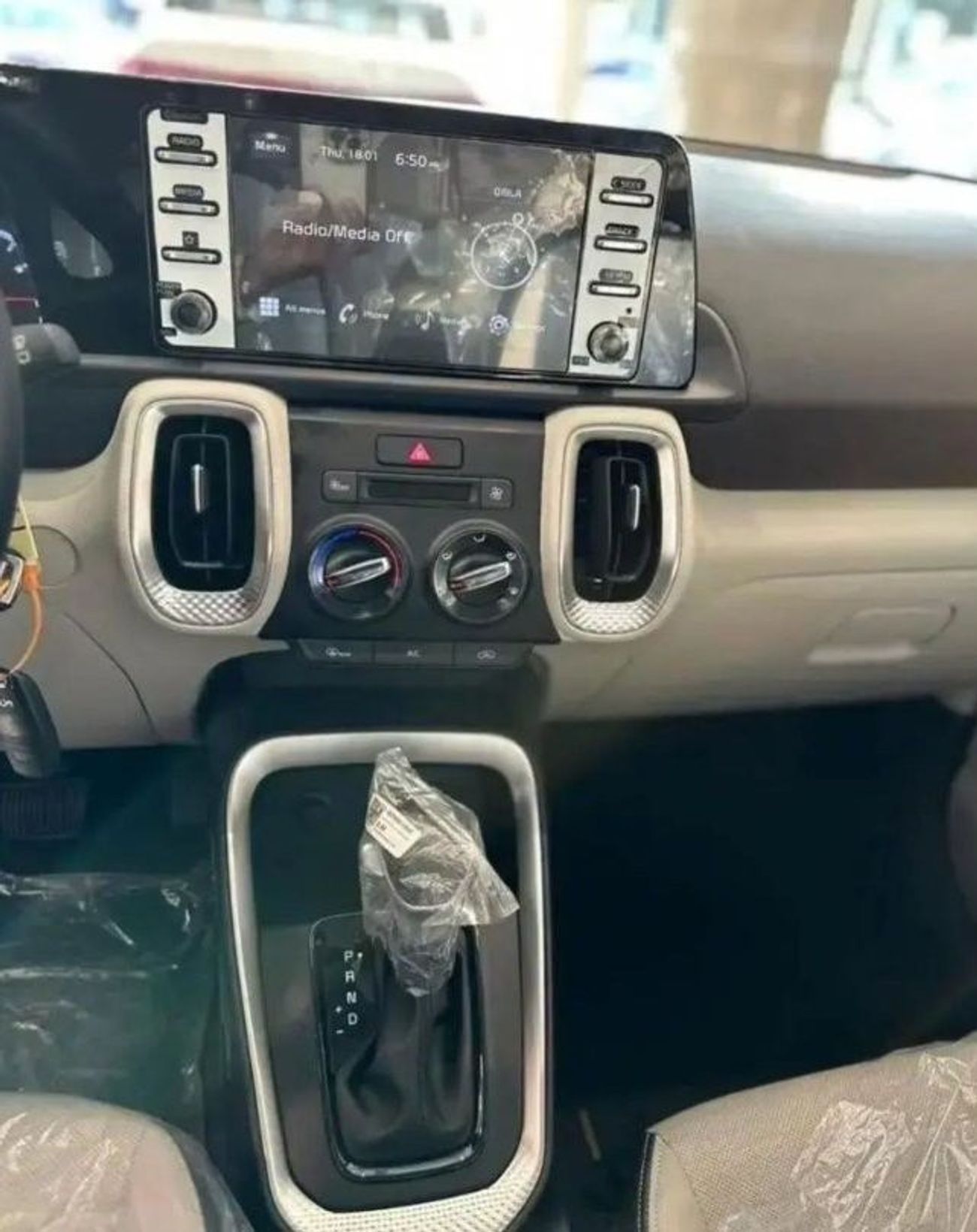 كيا سونیٹ 1.5L PETROL 2024