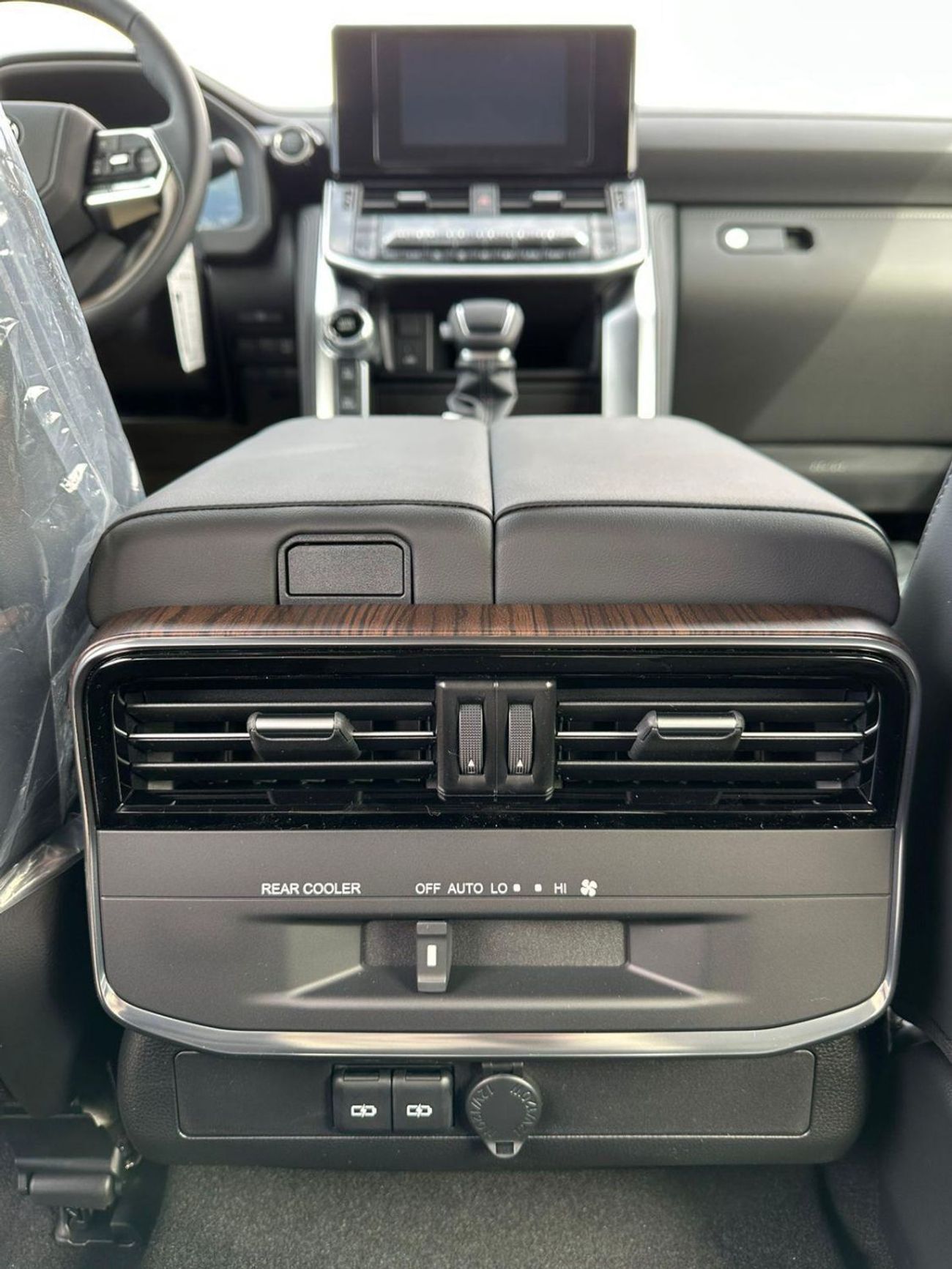 تويوتا لاند كروزر 2026 Toyota Land Cruiser GXR 4.0L AT Petrol (High Option)