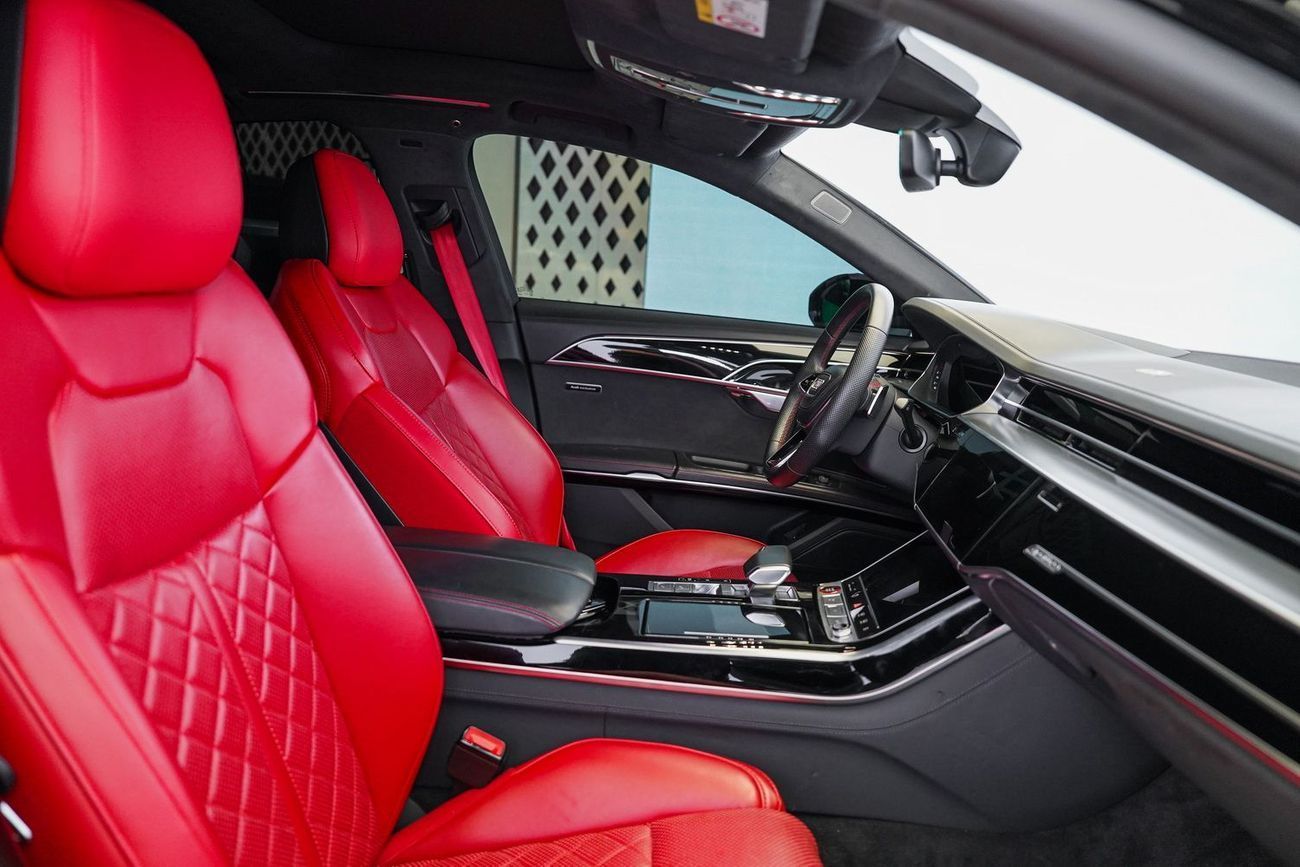 أودي S8 TFSI quattro 4.0L