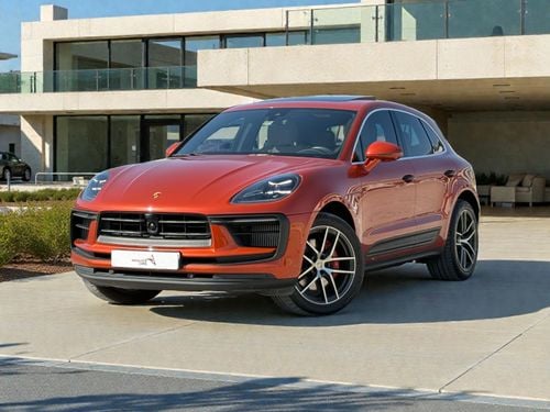 Porsche Macan S 3.0L (340 HP) V6 A/T | 2024 | GCC SPECS | AGENCY WARRANTY & SERVICE HISTORY | AED 4,300 per month