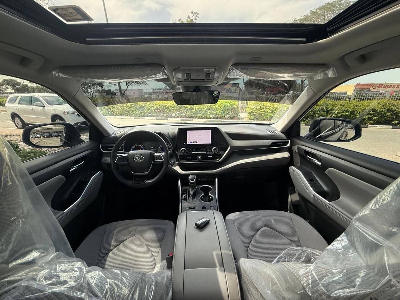 تويوتا هايلاندر 2.5L Hybrid GXR (AWD)