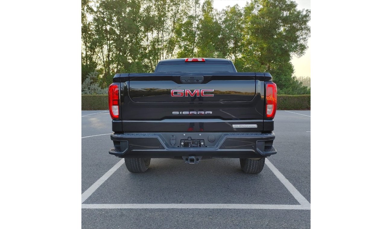 GMC Sierra