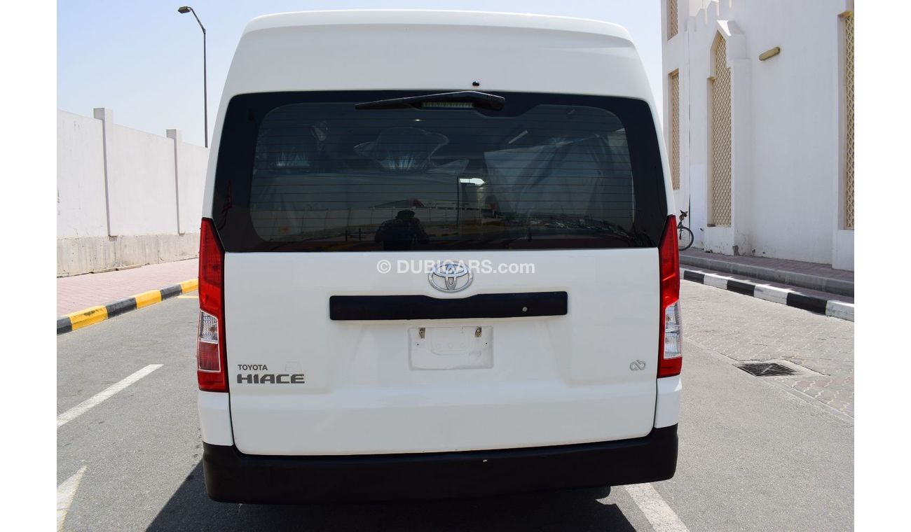 Toyota Hiace GLS - High Roof Toyota Hiace Highroof Bus 13 seater 3.5L, model:2020. Only done 83000 km