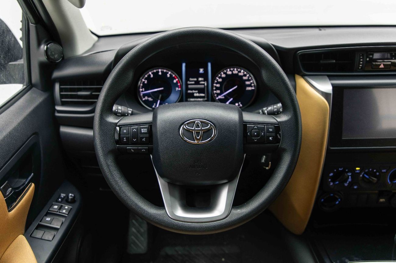 Toyota Fortuner 2.7L - Platinum White Pearl Chamois | Export Only