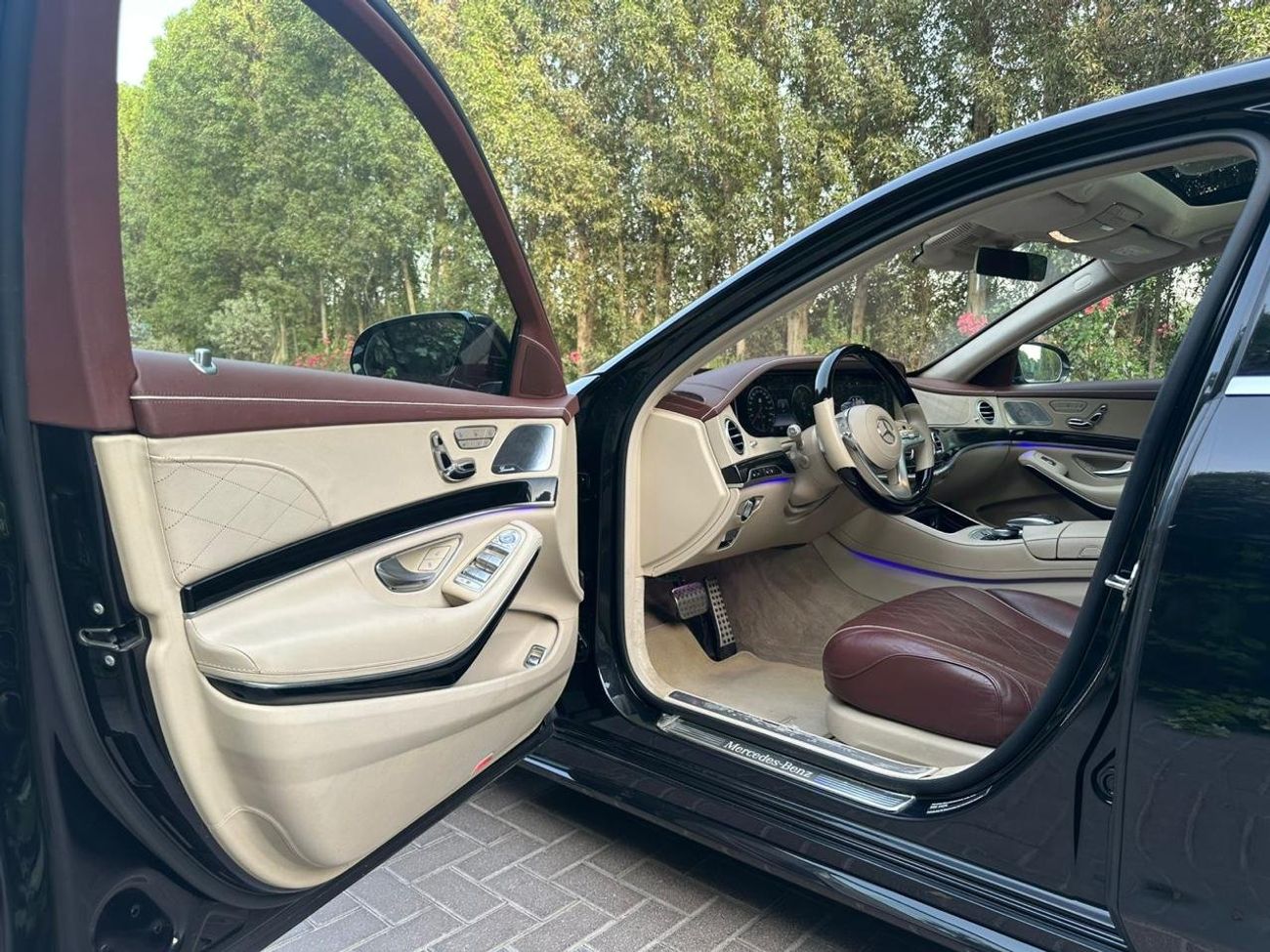 Mercedes-Benz S 560 Std 4.0L (463 HP) 2020 Mercedes-Benz S 560 designo V8 | GCC Specs | Full Option | Excellent Conditio