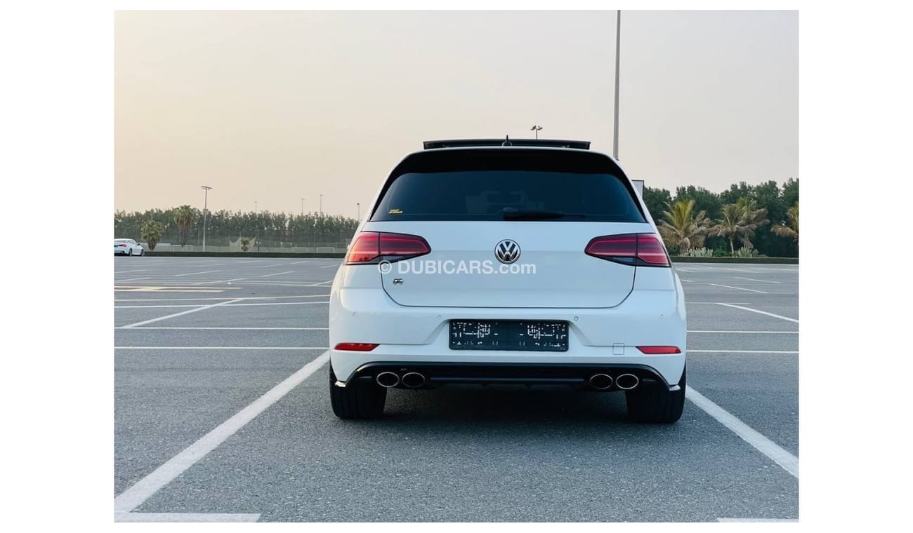 فولكس واجن جولف VOLKSWAGEN GOLF R MODEL 2018 GCC SPACE FREE PAINT FREE ACCEDENT