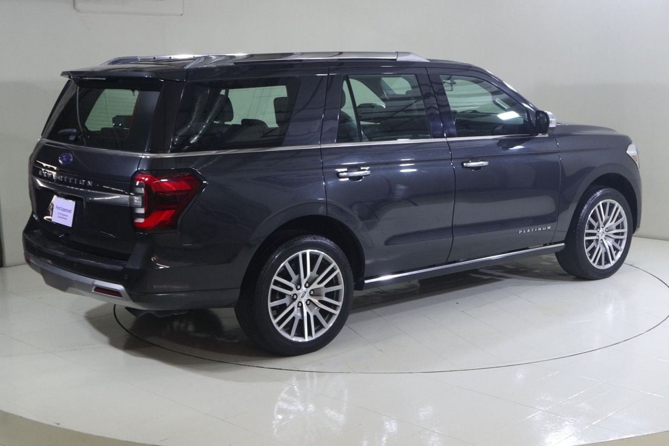 Ford Expedition PLATINUM XP-PN222/ AL TAYER MOTORS/ AL QOUZ SHOWROOM