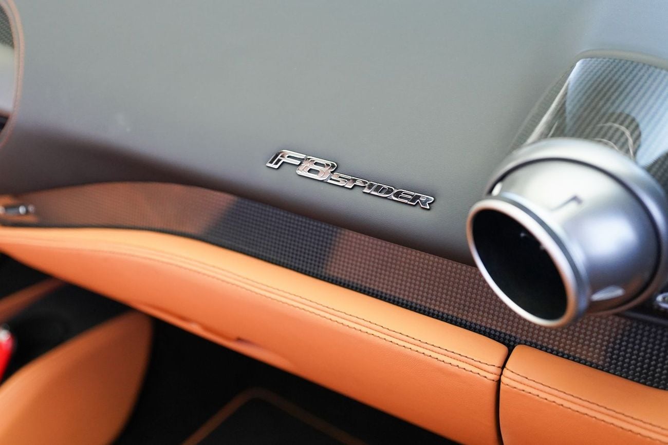 Ferrari F8 Spider 3.9T V8