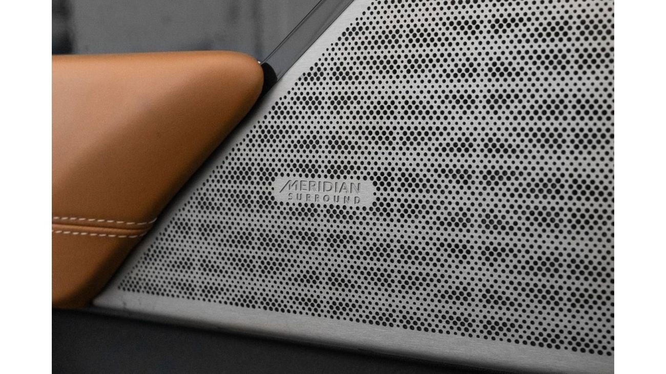 Land Rover Range Rover Velar P300 R-Dynamic HSE