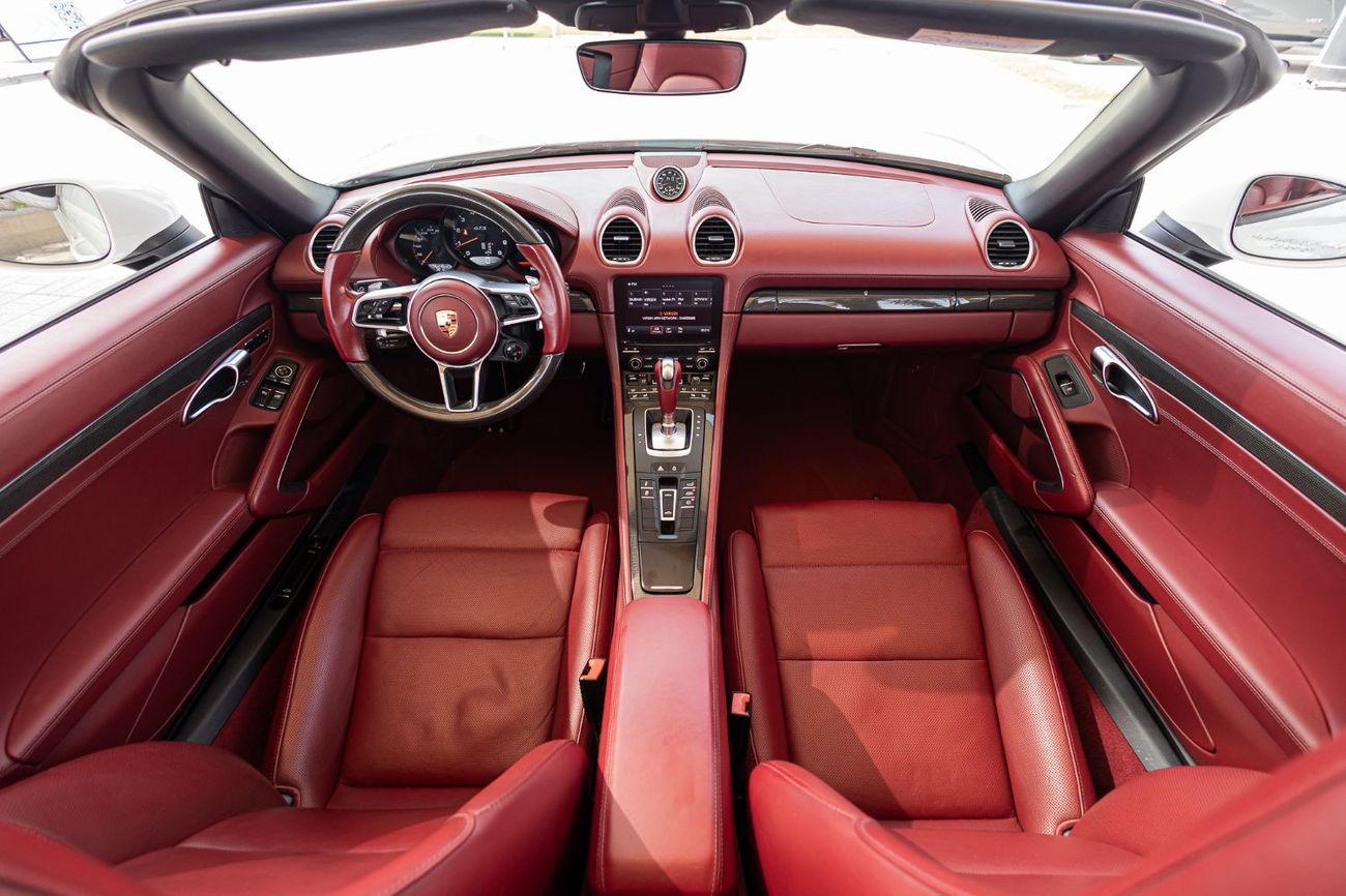 Porsche 718 Boxster GTS 4.0L A/T