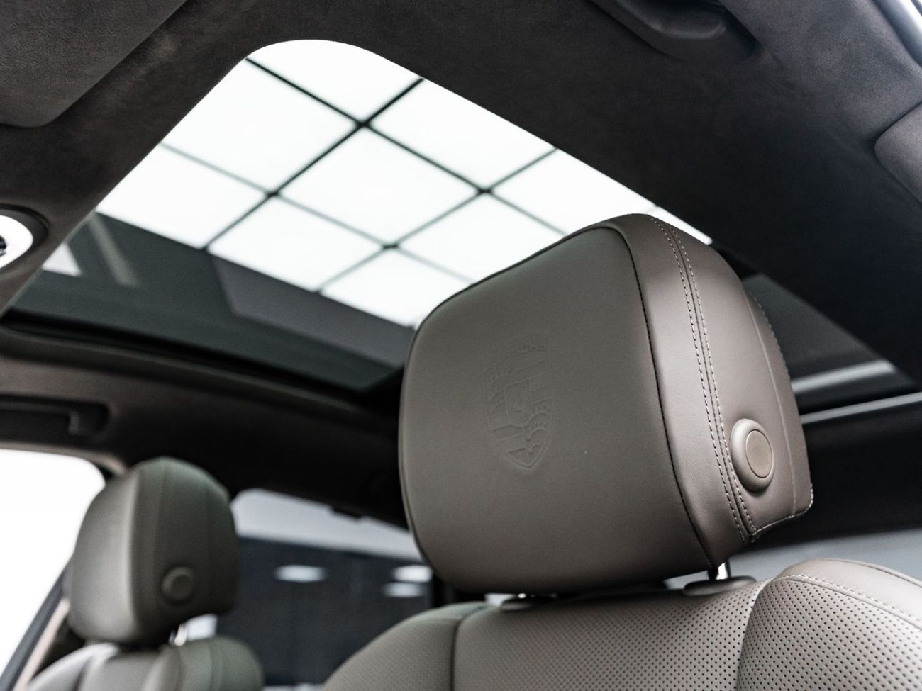 Porsche Macan 2024 Porsche Macan GTS, Porsche Warranty, Fully Loaded, Full Service History, Low KMs, GCC