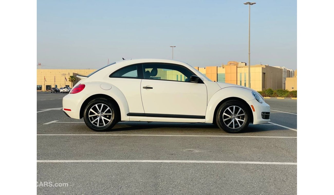 Volkswagen Beetle SEL VOLKSWAGEN BEETLE MODEL 2015 VERY CLEAN CAR