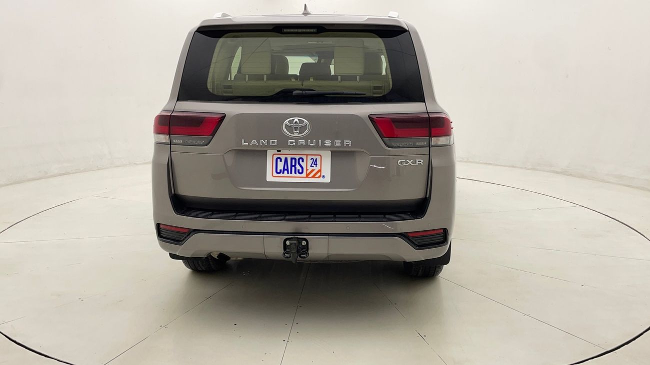 Toyota Land Cruiser GXR 4 | Zero Down Payment | Home Test Drive