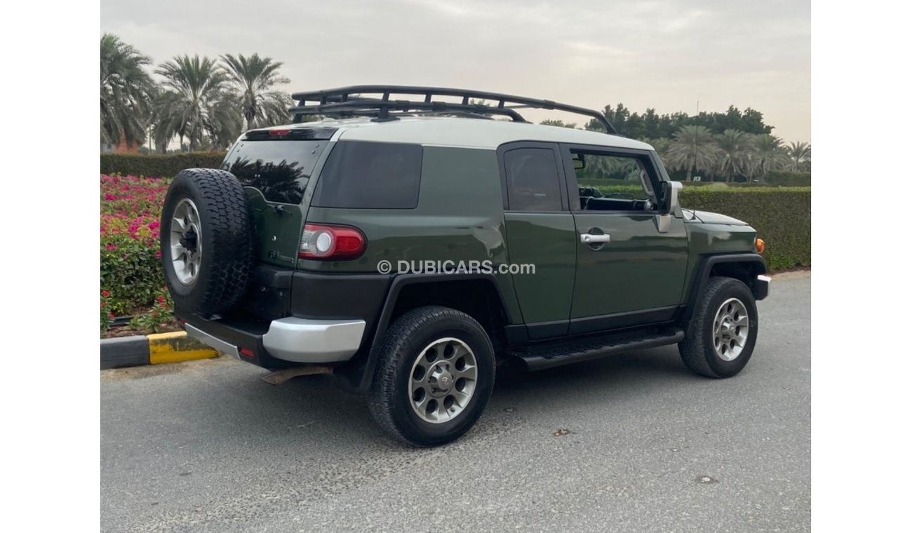 تويوتا إف جي كروزر تويوتا اف جي موديل 2012