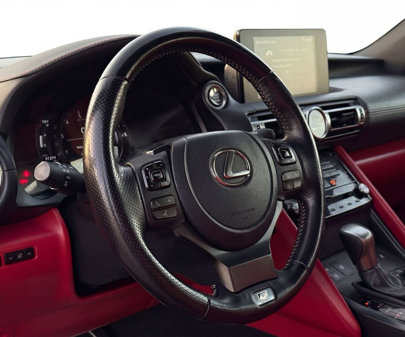 لكزس IS 350 F SPORT PLATINUM