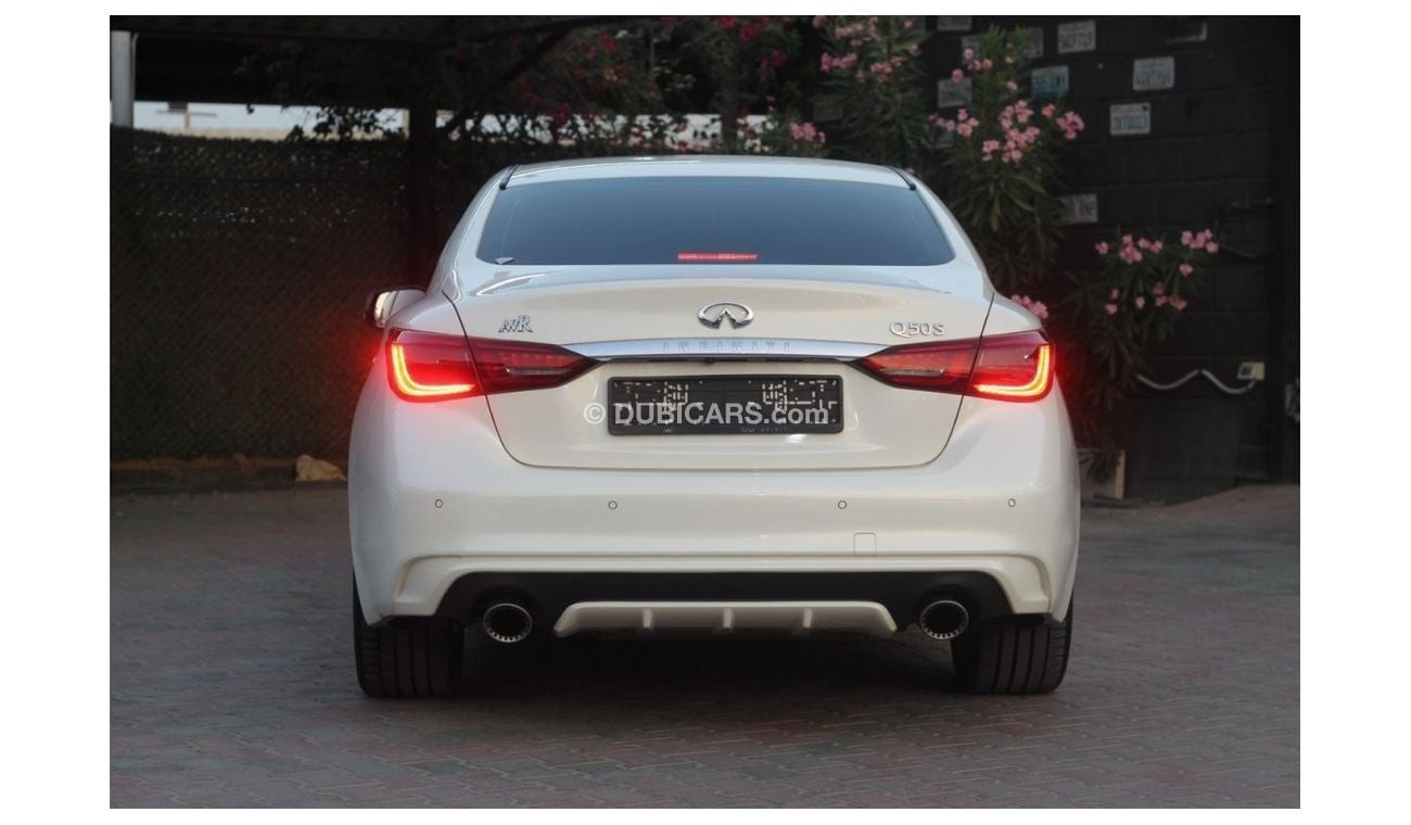 Infiniti Q50 Sport