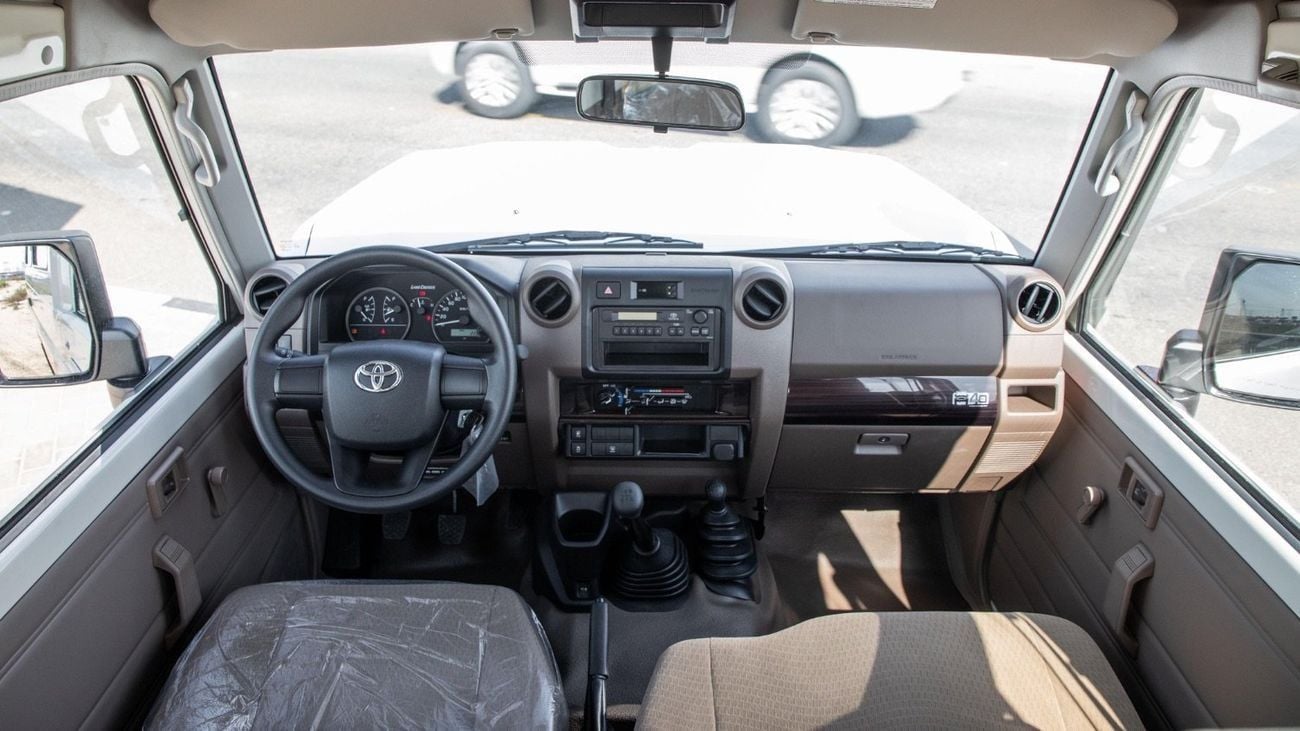 Toyota Land Cruiser 70 LC 78 HARDTOP 4.0L MT 2025 Toyota Land Cruiser 4.0L M/T